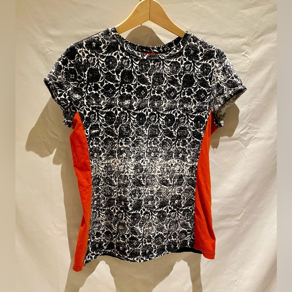 Narciso Rodrigues for Design Nation Black/White/Red Tee, size L